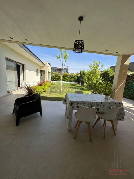 Casa en Venta en Guaymallen, Mendoza