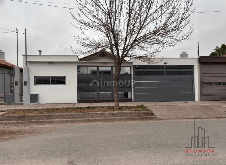 Casa en Venta en Maipu, Mendoza