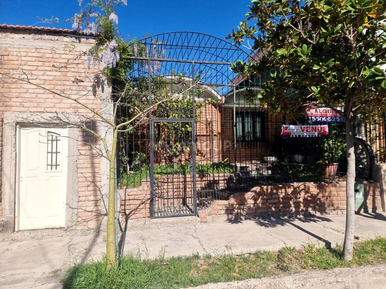 Casa en Alquiler en Godoy Cruz, Mendoza