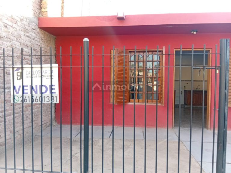 Casa en Venta en Guaymallen, Mendoza