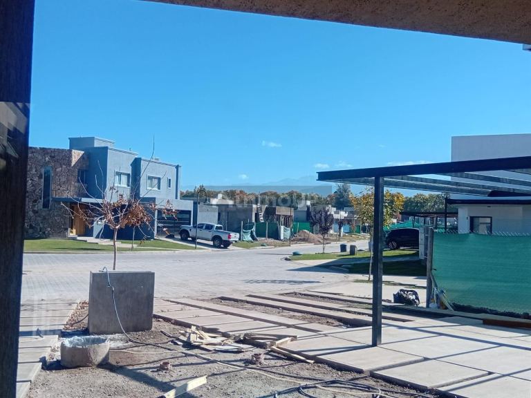 Casa en Venta en Lujan de Cuyo, Mendoza