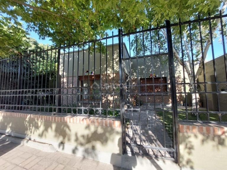 Casa en Venta en General Roca, Rio Negro