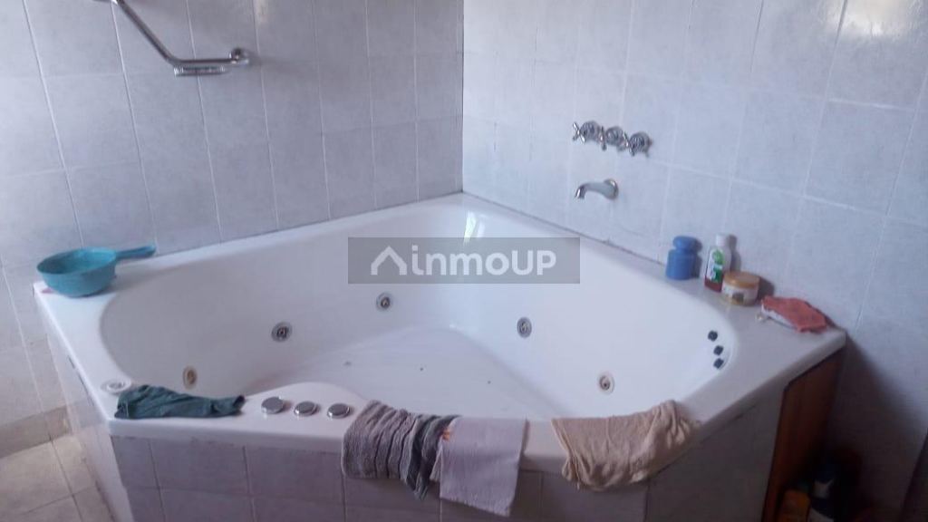 Edificio en Venta en Huiliches, Neuquen