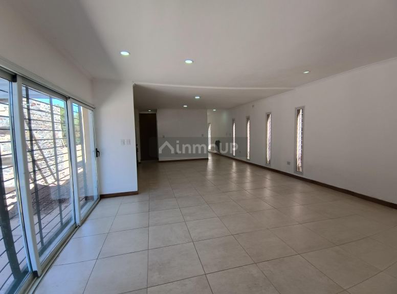 Casa en Alquiler en Maipu, Mendoza
