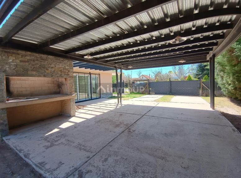 Casa en Alquiler en Maipu, Mendoza