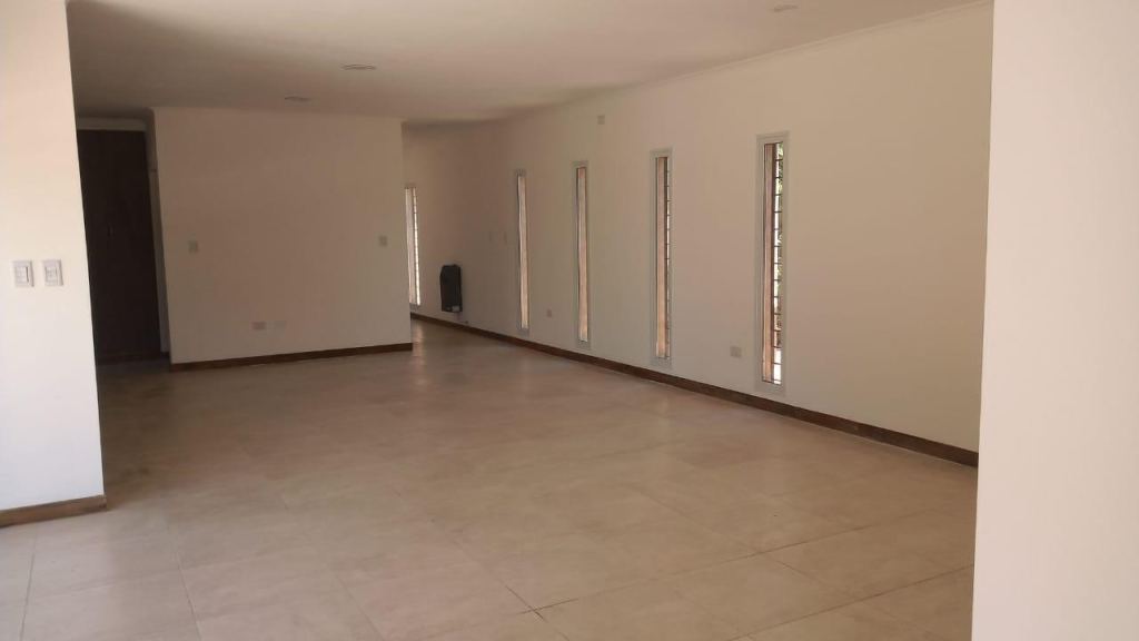 Casa en Alquiler en Maipu, Mendoza