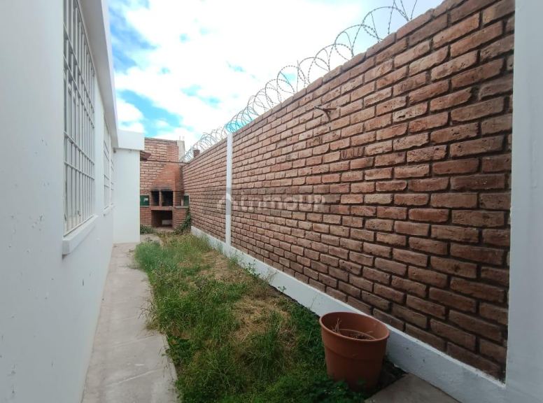 Casa en Alquiler en Godoy Cruz, Mendoza