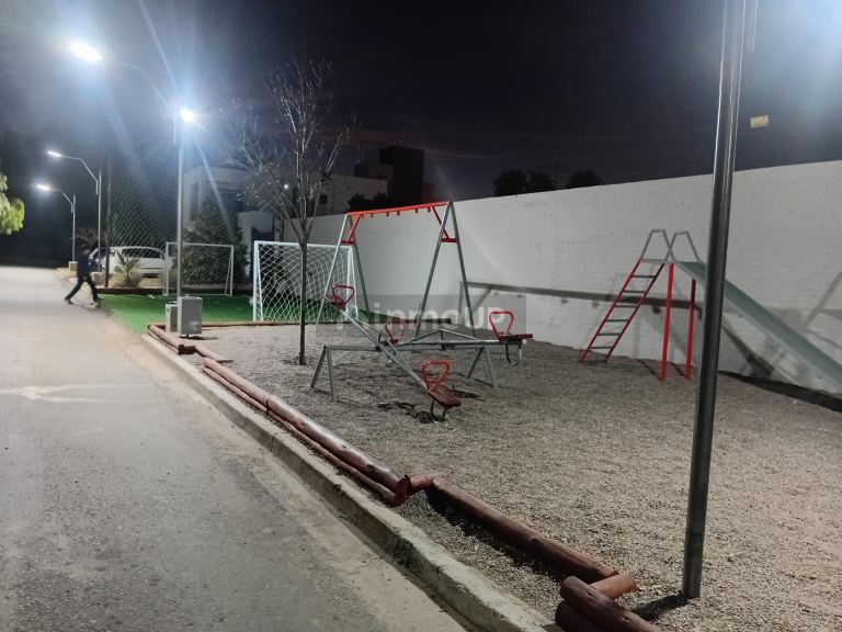 Casa en Venta en Guaymallen, Mendoza - USD 235.000 | Inmoup - 7