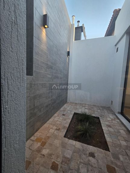 Casa en Venta en Guaymallen, Mendoza - USD 450.000 | Inmoup - 13