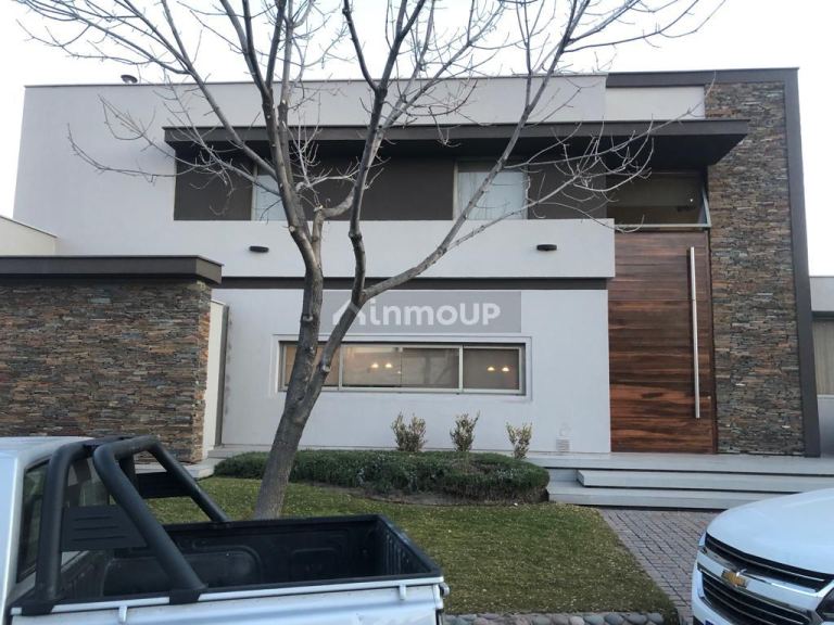 Casa en Venta en Guaymallen, Mendoza