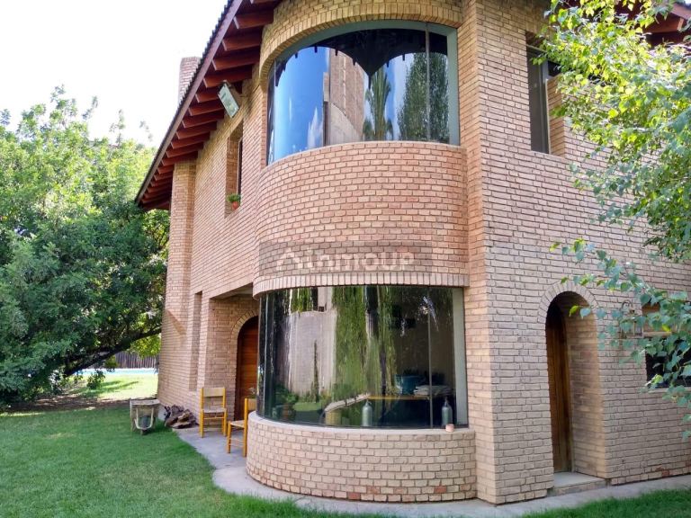 Casa en Venta en Guaymallen, Mendoza