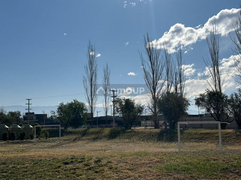 Lote en Venta en Maipu, Mendoza