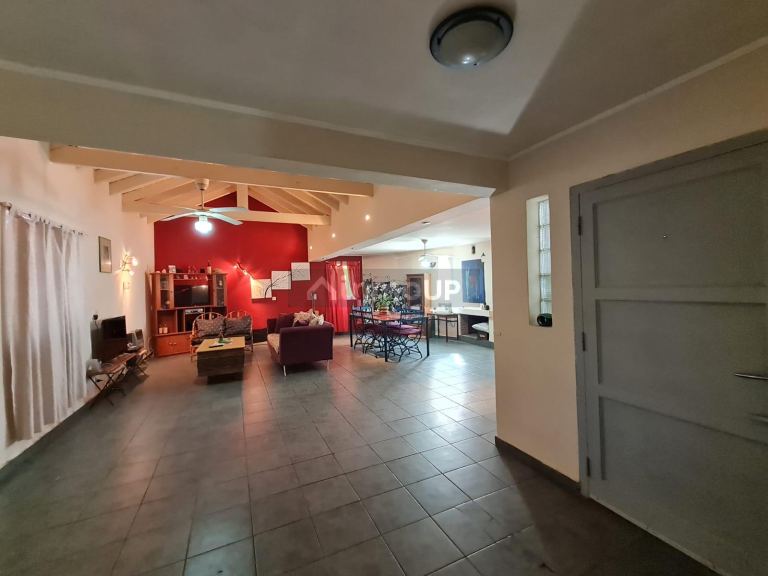 Casa en Venta en Rivadavia, Mendoza