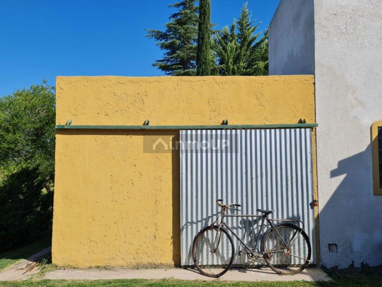 Casa en Venta en Rivadavia, Mendoza