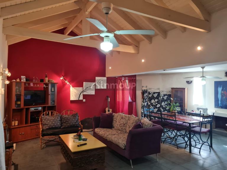Casa en Venta en Rivadavia, Mendoza