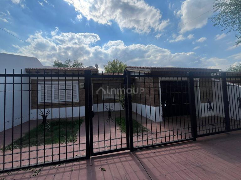 Casa en Alquiler en Godoy Cruz, Mendoza