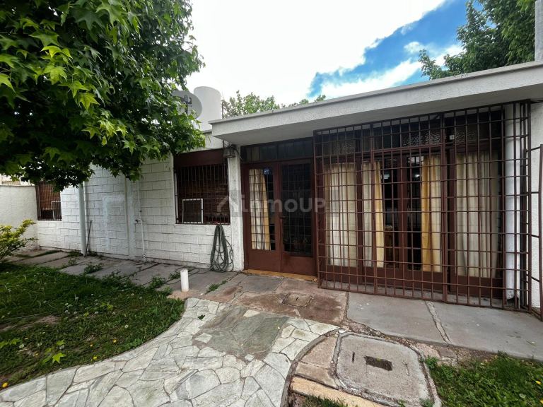 Casa en Venta en Godoy Cruz, Mendoza