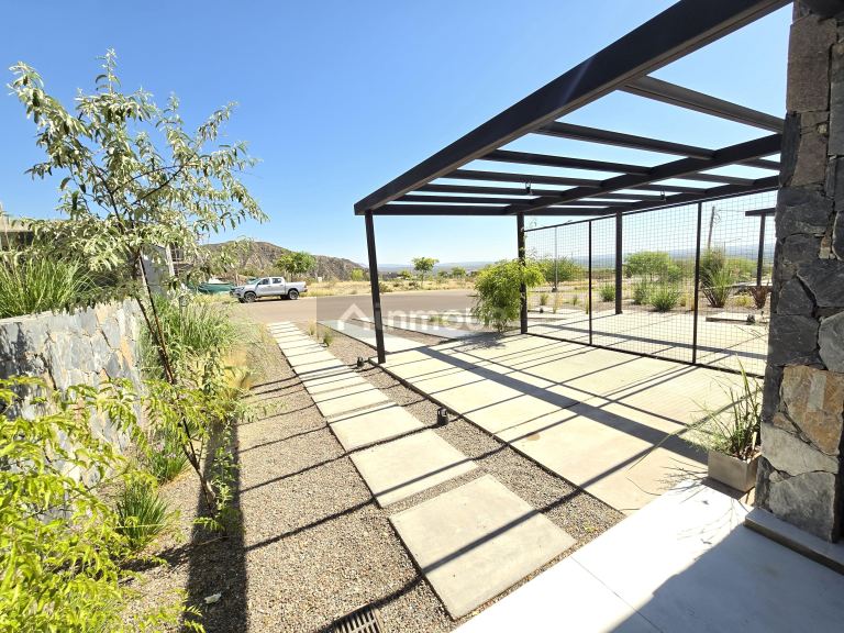 Duplex en Venta en Las Heras, Mendoza