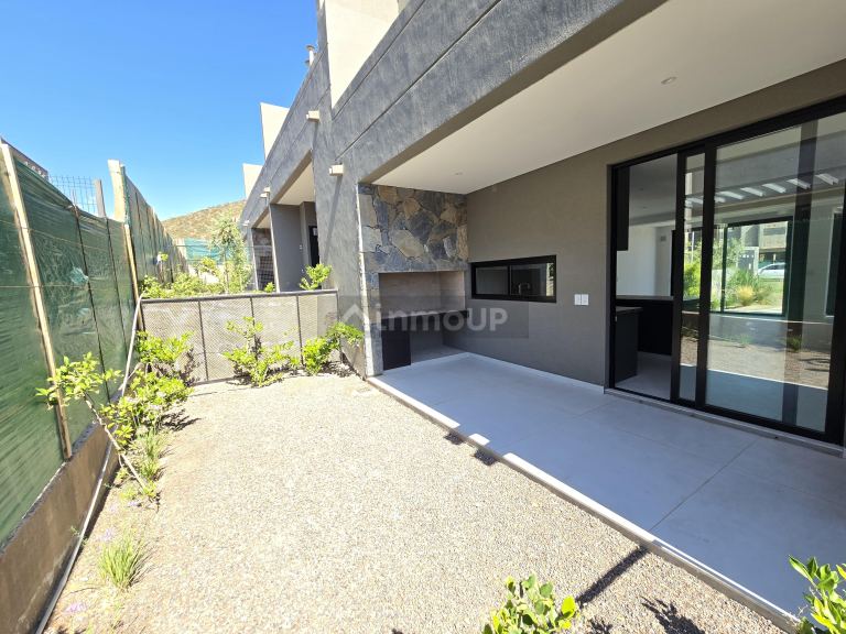 Duplex en Venta en Las Heras, Mendoza