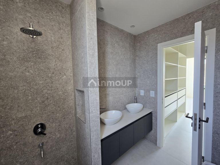 Duplex en Venta en Las Heras, Mendoza