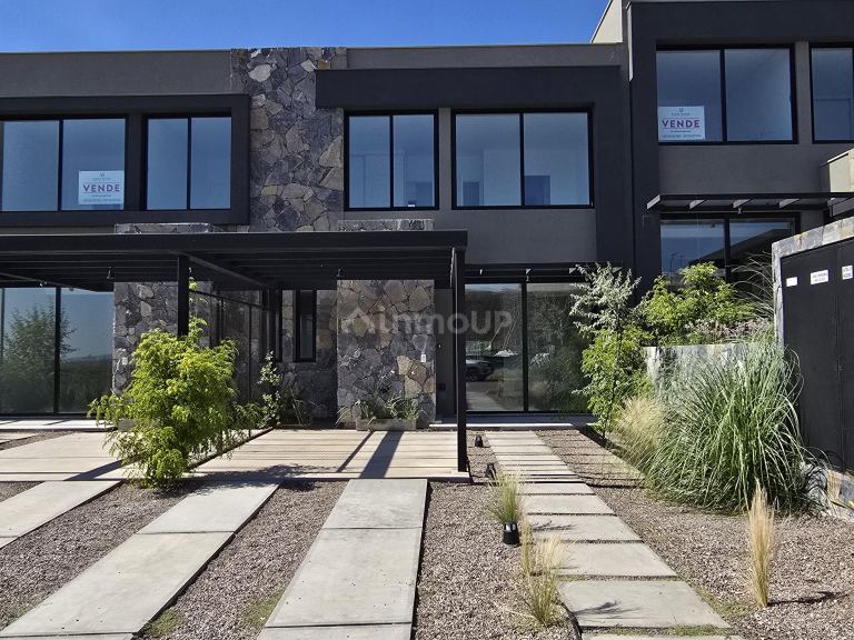 Duplex en Venta en Las Heras, Mendoza