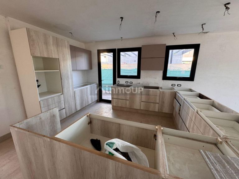 Casa en Venta en Las Heras, Mendoza