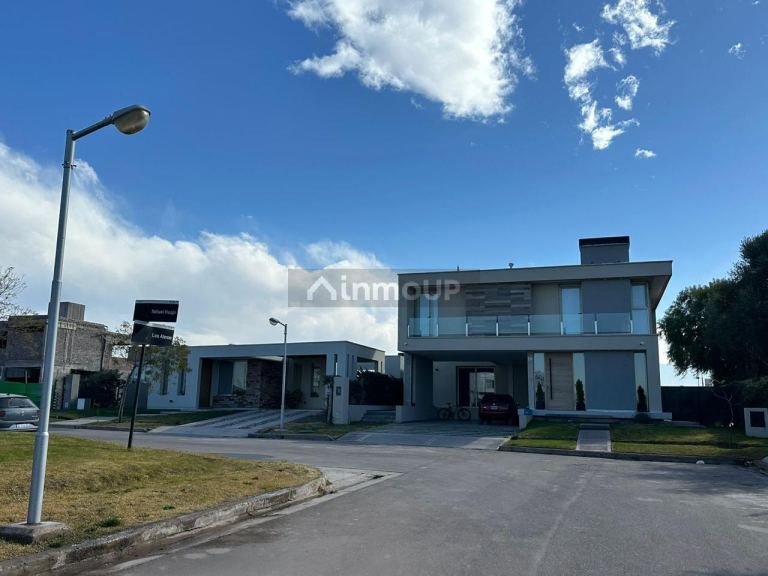 Casa en Venta en Maipu, Mendoza