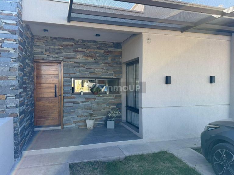 Casa en Venta en Maipu, Mendoza