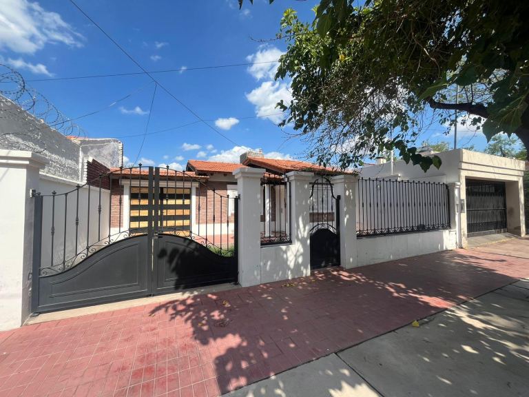 Casa en Alquiler en Godoy Cruz, Mendoza