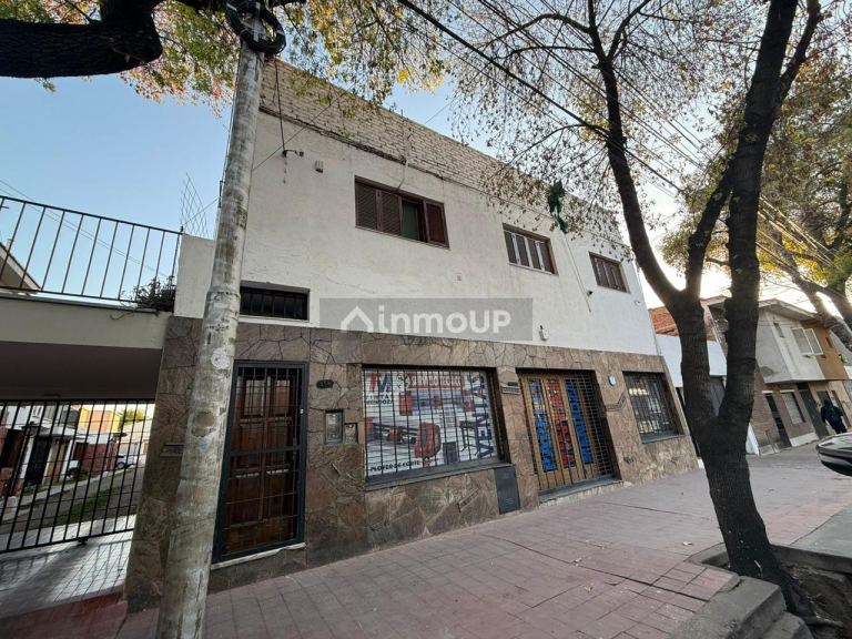 Casa en Alquiler en Capital, Mendoza