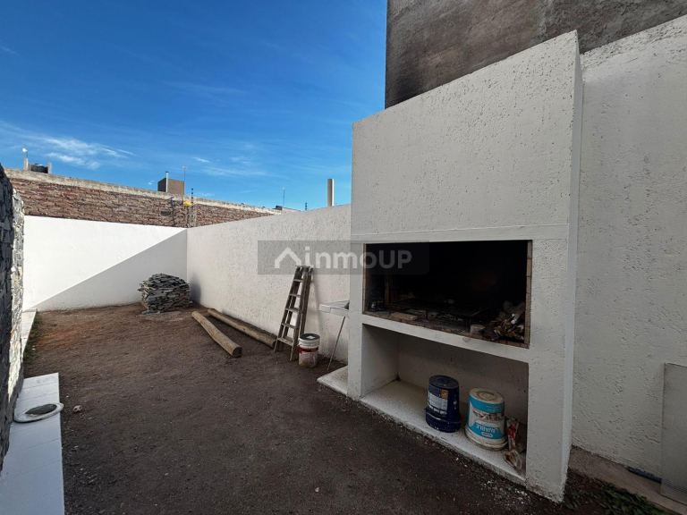 Casa en Venta en Guaymallen, Mendoza