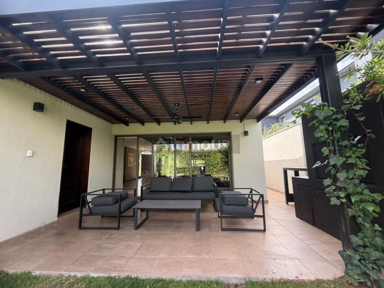 Casa en Alquiler en Godoy Cruz, Mendoza