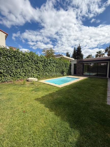 Casa en Alquiler en Godoy Cruz, Mendoza