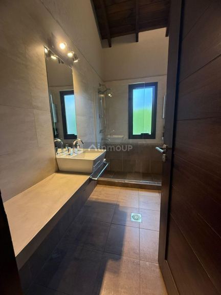 Casa en Alquiler en Godoy Cruz, Mendoza