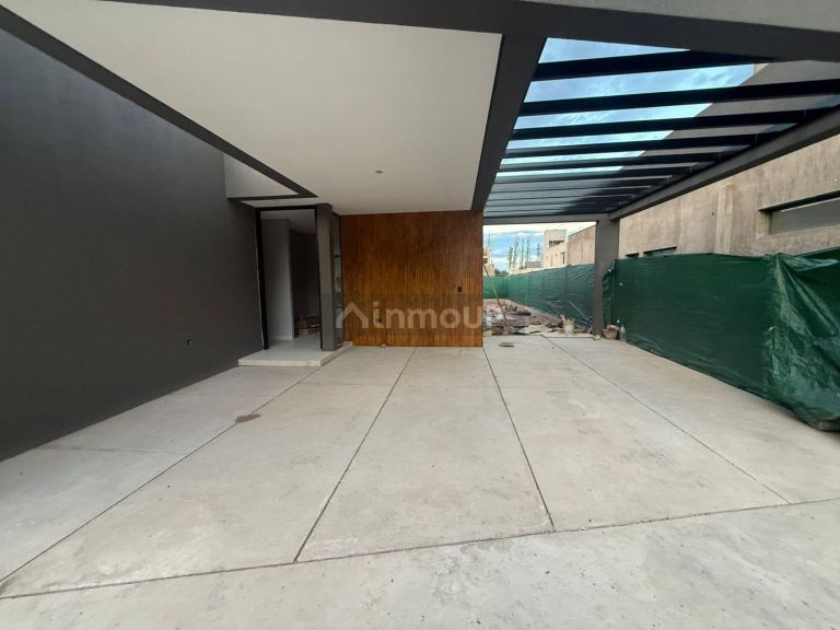 Casa en Venta en Maipu, Mendoza