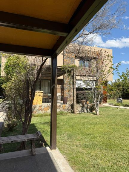 Casa en Alquiler en Lujan de Cuyo, Mendoza