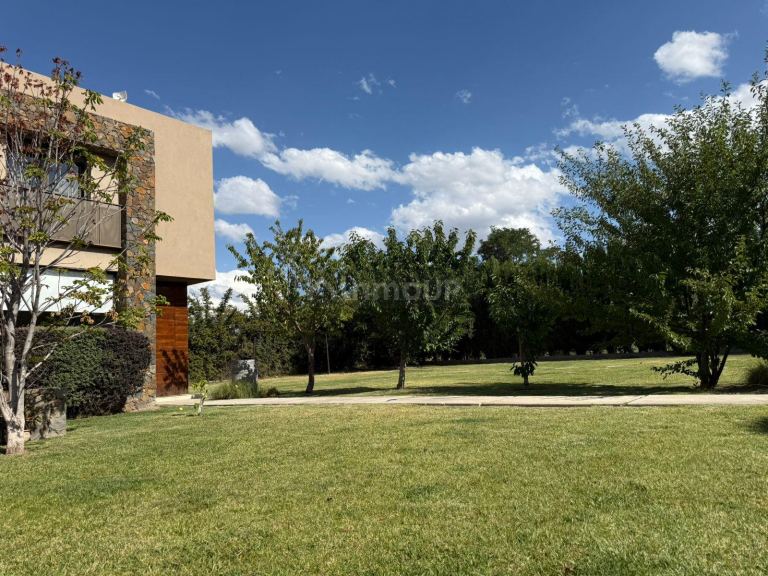 Casa en Alquiler en Lujan de Cuyo, Mendoza