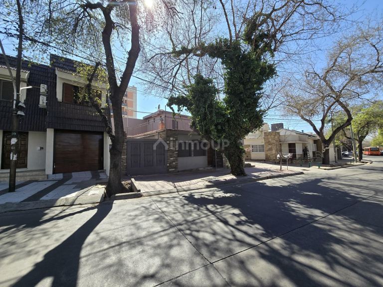 Oficina en Venta en Capital, Mendoza