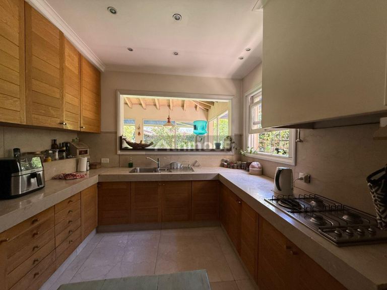 Casa en Alquiler en Capital, Mendoza
