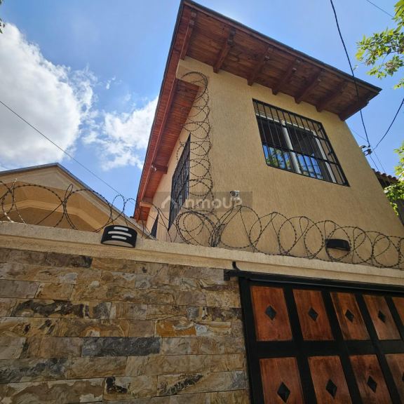 Casa en Venta en Guaymallen, Mendoza