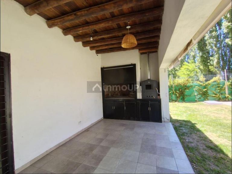 Casa en Alquiler en Maipu, Mendoza