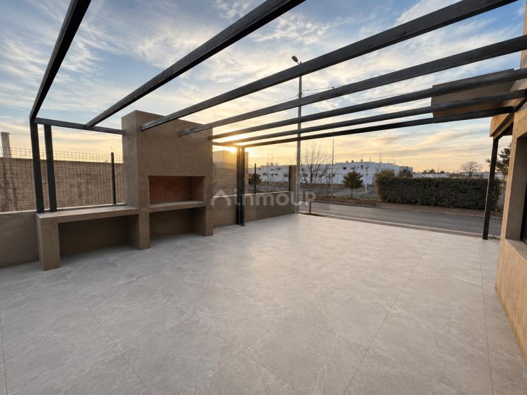 Casa en Venta en Lujan de Cuyo, Mendoza - USD 220.000 | Inmoup - 15