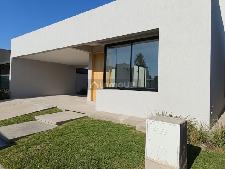 Casa en Venta en Guaymallen, Mendoza