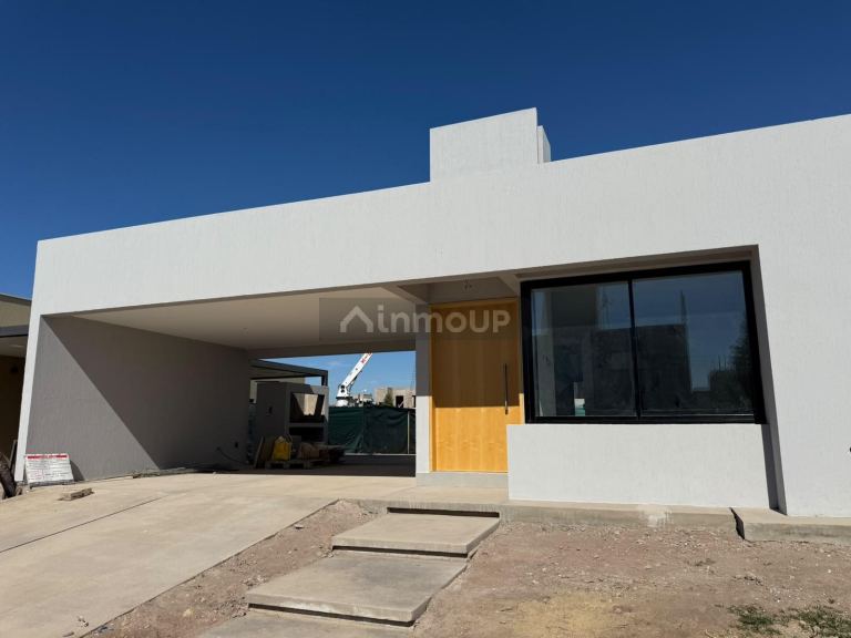 Casa en Venta en Guaymallen, Mendoza