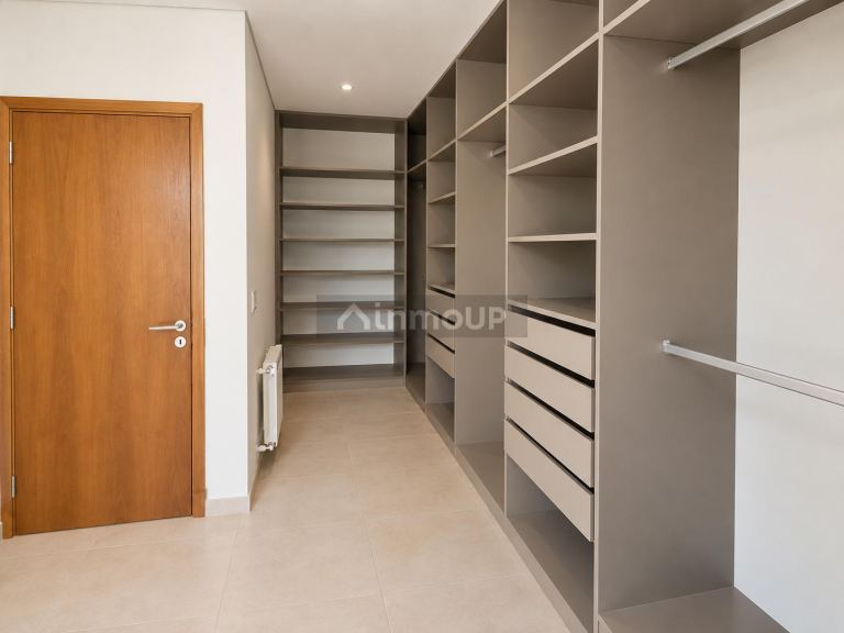Casa en Venta en Guaymallen, Mendoza - USD 175.000 | Inmoup - 15