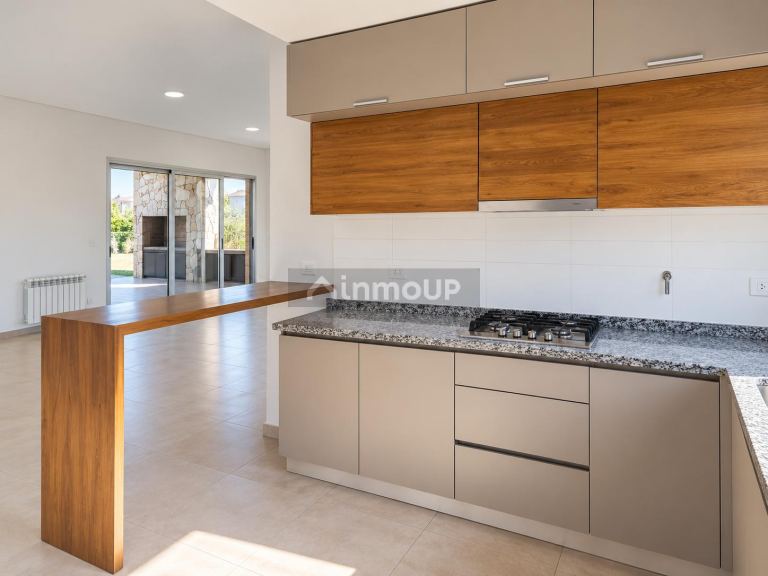 Casa en Venta en Guaymallen, Mendoza - USD 175.000 | Inmoup - 7