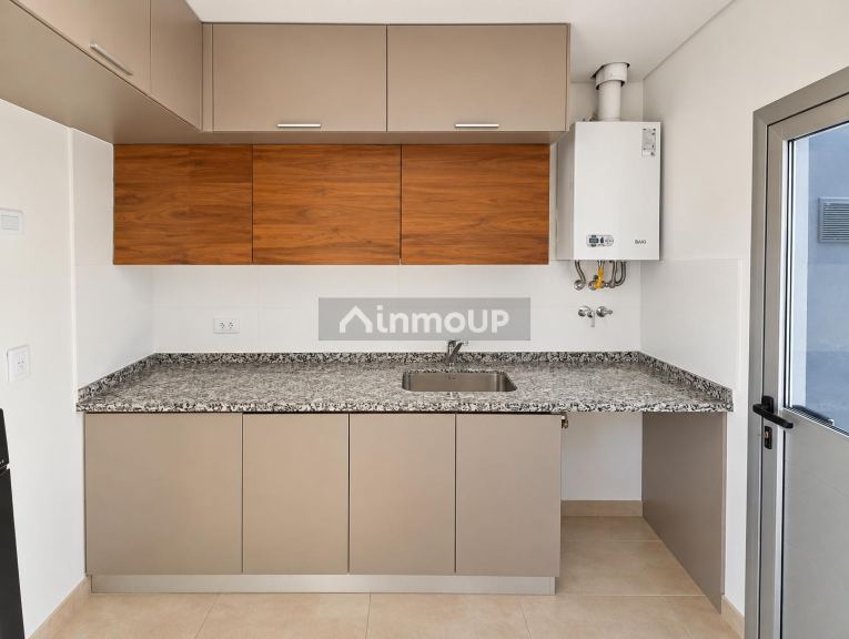 Casa en Venta en Guaymallen, Mendoza - USD 175.000 | Inmoup - 8