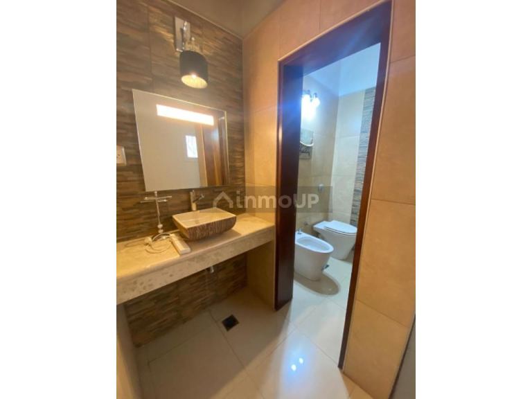 Casa en Venta en Capital, San Juan - $ 15.000 | Inmoup - 15