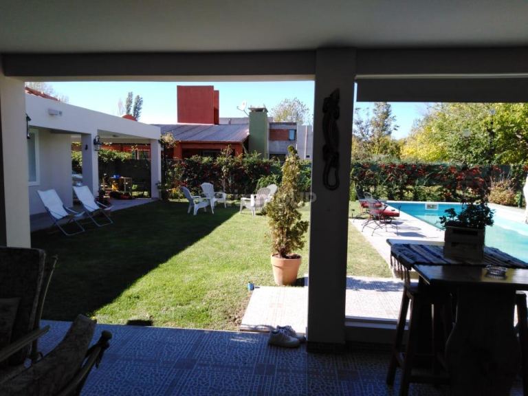 Casa en Venta en Juana Koslay, San Luis