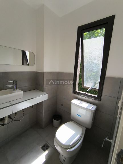 Local Comercial en Alquiler en Godoy Cruz, Mendoza